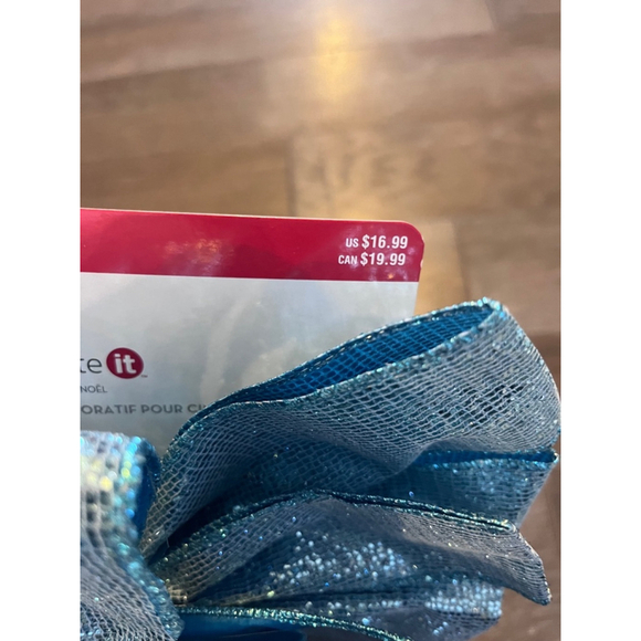 Large Tiffany Blue Celebrate It Bow - Picture 5 of 6